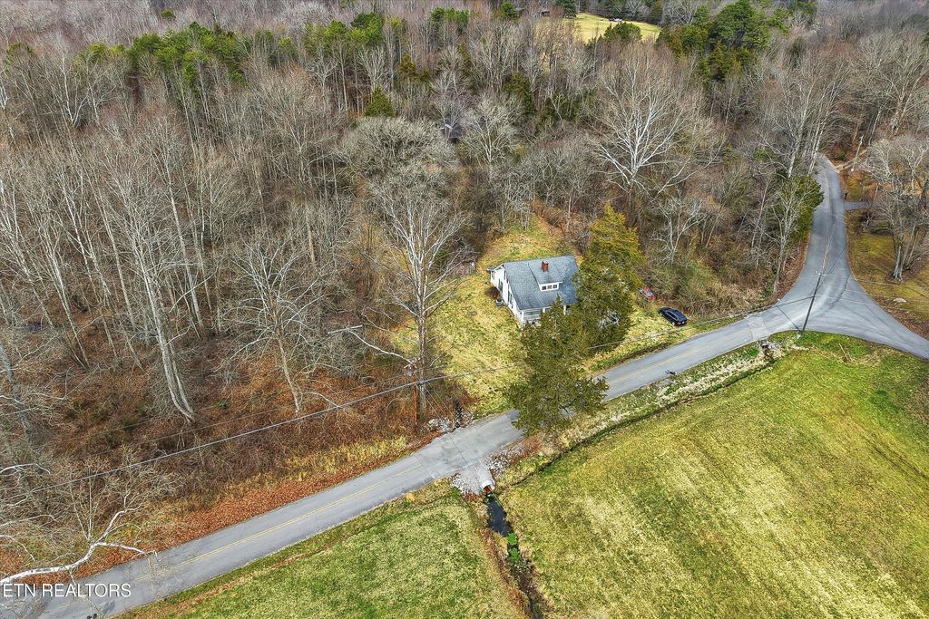 Photo of 7809 Wood Rd, Corryton, TN 37721 (MLS # 1326220)