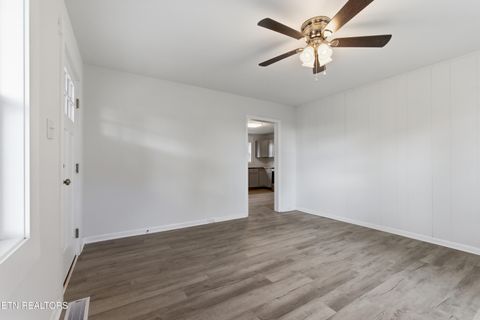 Tiny photo for 922 Minnesota Ave, Knoxville, TN 37921 (MLS # 1324790)