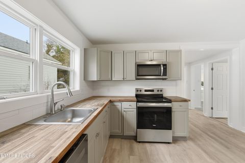 Tiny photo for 922 Minnesota Ave, Knoxville, TN 37921 (MLS # 1324790)