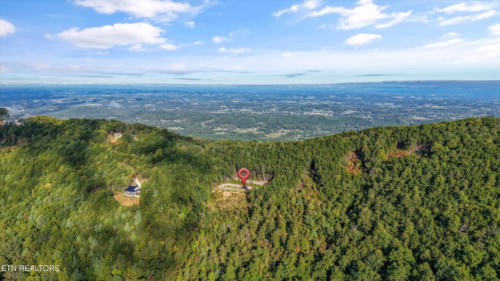 Photo of 24 Chilhowee Mountain Tr, Maryville, TN 37803 (MLS # 1357030)