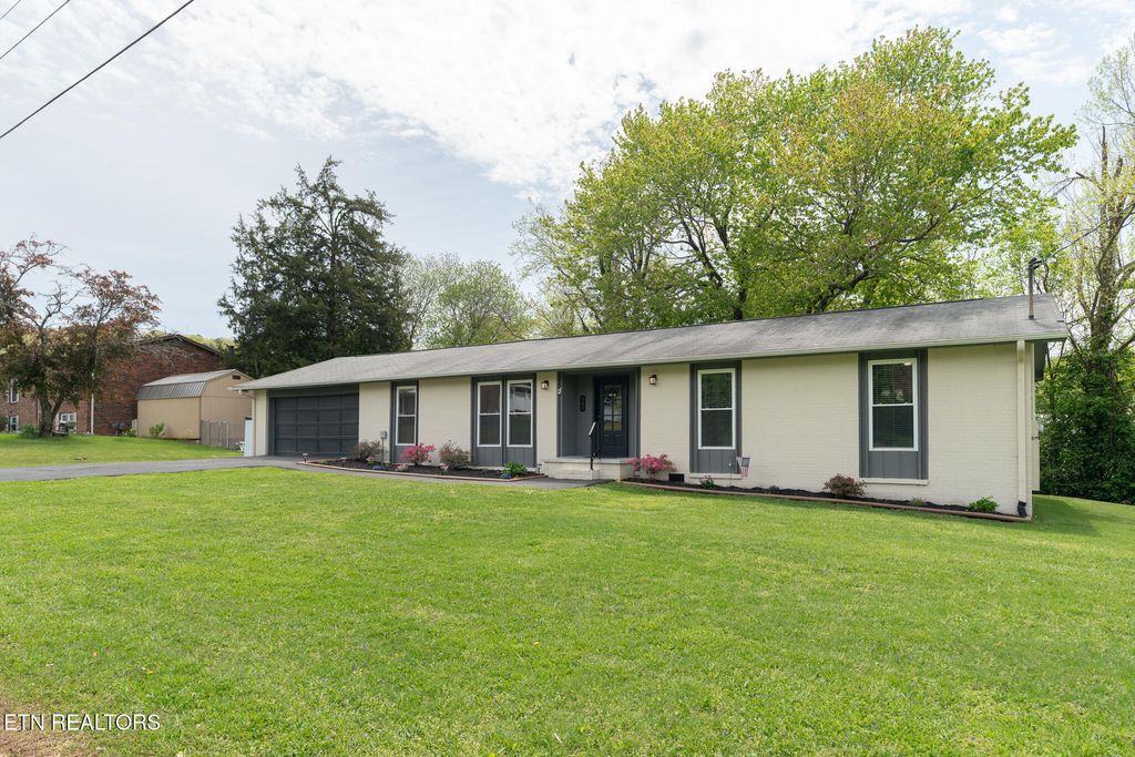 Photo of 380 Eldorado Circle, Seymour, TN 37865 (MLS # 1297950)