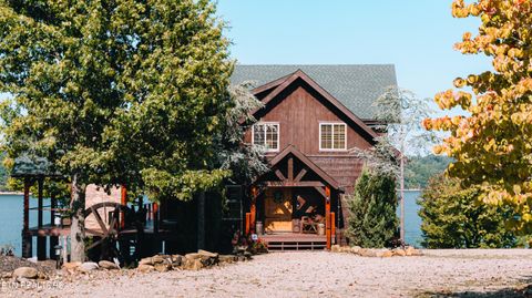 2118 Stone Harbor Drive Dandridge TN 37725