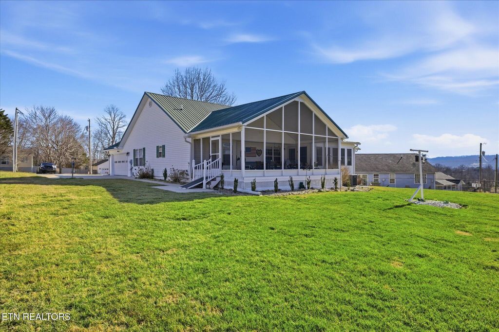 Photo of 163 Matthew Lane, LaFollette, TN 37766 (MLS # 1329746)