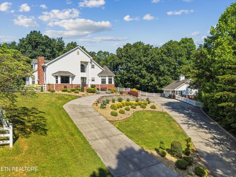 Photo of 619 Emerald Ave, Kodak, TN 37764 (MLS # 1341890)