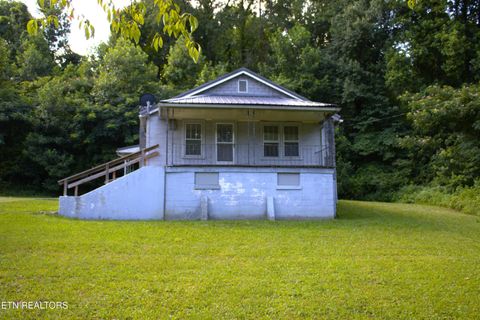 1886 5th St Jellico TN 37762