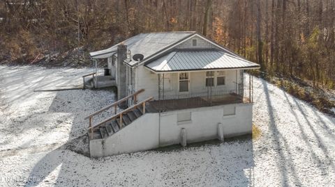 1886 5th St Jellico TN 37762