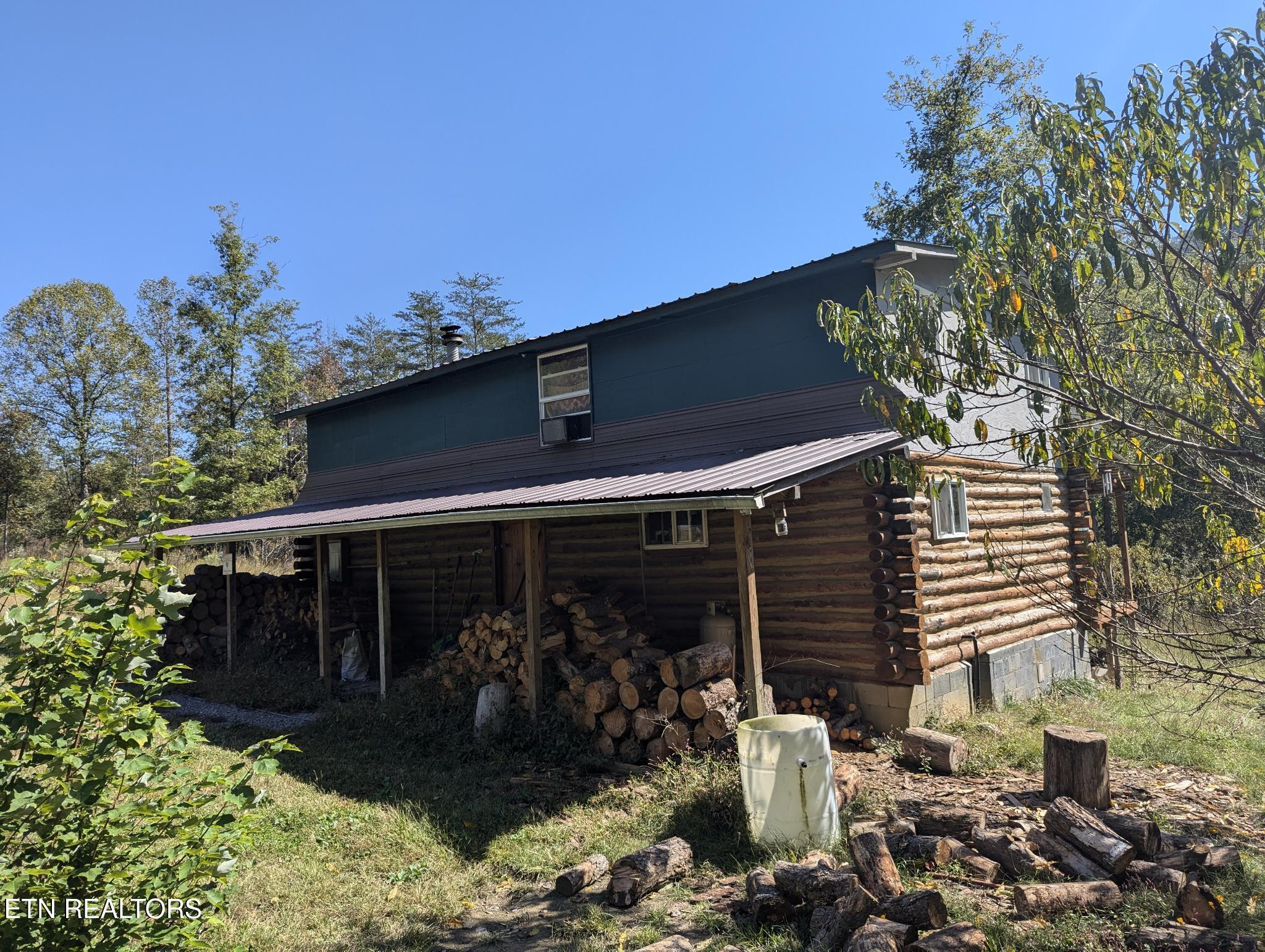 1693 Steve Brown Rd