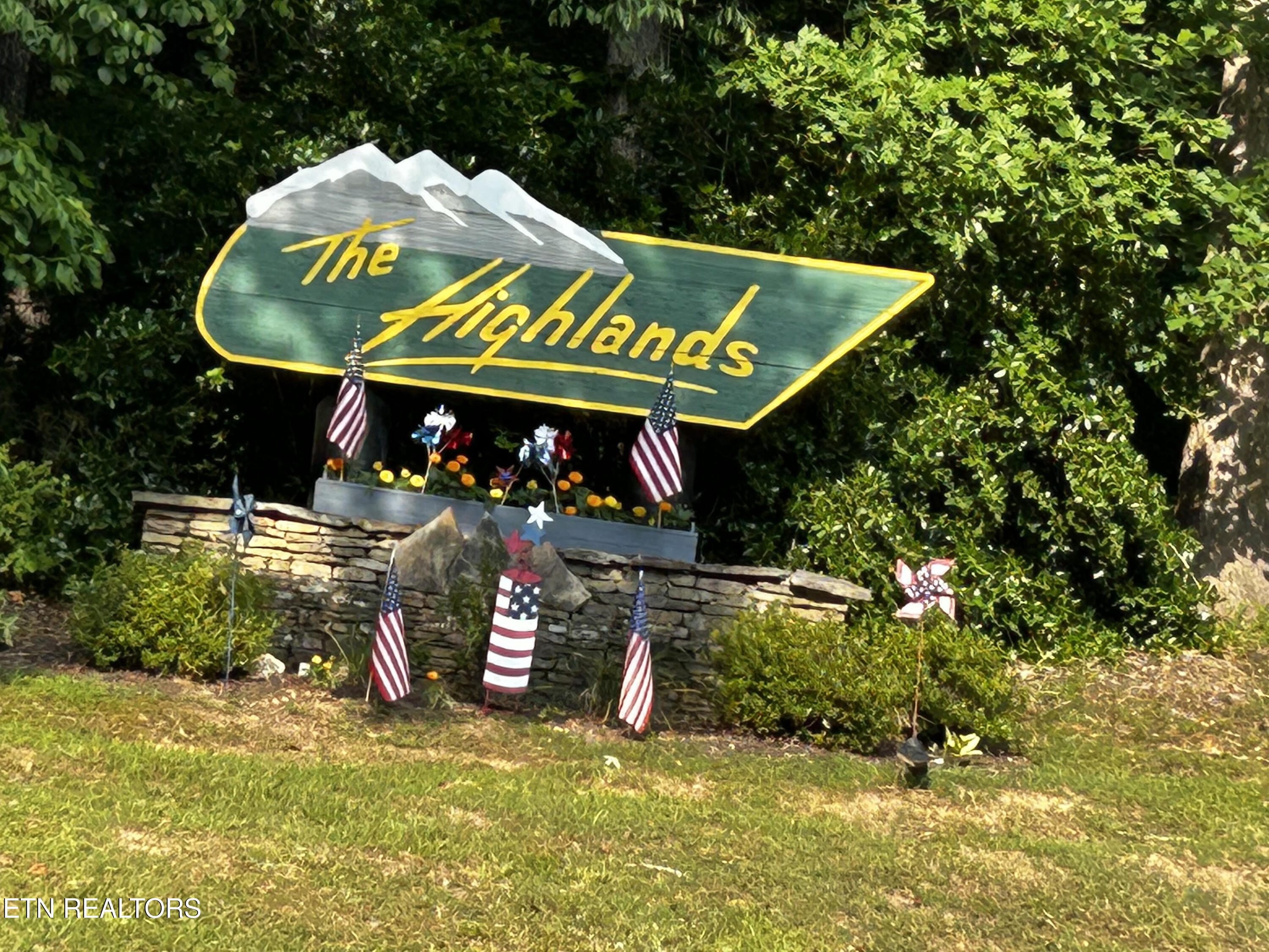 Highlands Bluff Rd
