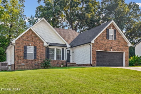 Photo of 2386 Danbury Drive, Clarksville, TN 37042 (MLS # 1354728)