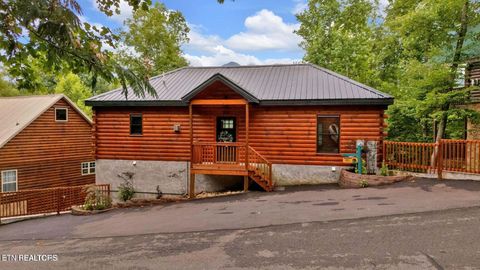 Photo of 1616 Misty Hollow Way, Gatlinburg, TN 37738 (MLS # 1316843)