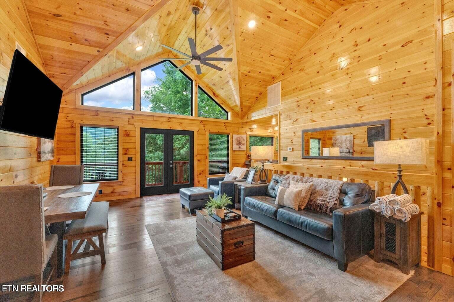 1616 Misty Hollow Way