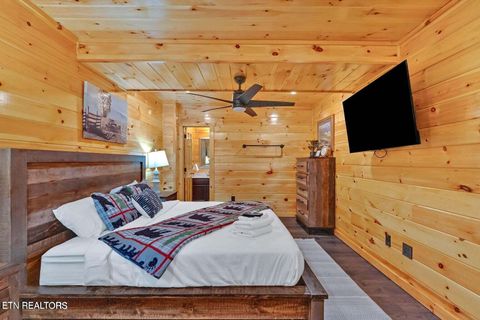 Tiny photo for 1616 Misty Hollow Way, Gatlinburg, TN 37738 (MLS # 1316843)