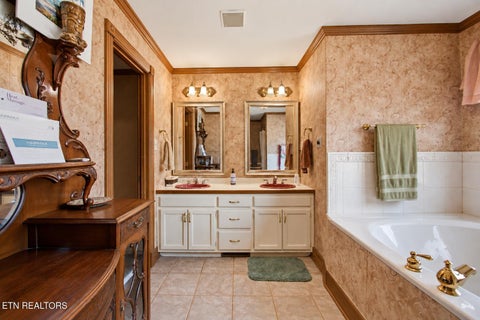 Tiny photo for 143 Bailey Rd, Kingston, TN 37763 (MLS # 1359877)