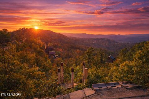 Photo of 2297 Windy Lane, Sevierville, TN 37876 (MLS # 1333620)