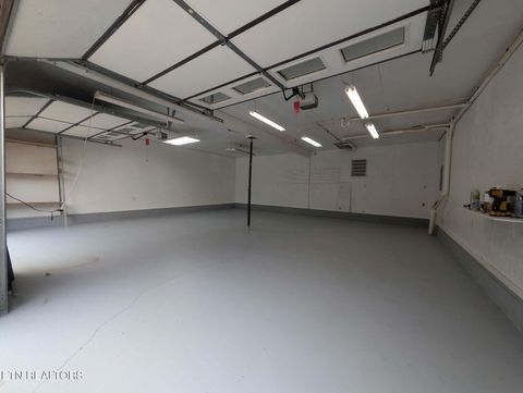 Tiny photo for 211 Wolf Run, Caryville, TN 37714 (MLS # 1334864)