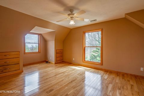 Tiny photo for 211 Wolf Run, Caryville, TN 37714 (MLS # 1334864)