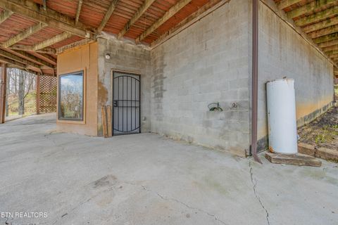 Tiny photo for 211 Wolf Run, Caryville, TN 37714 (MLS # 1334864)