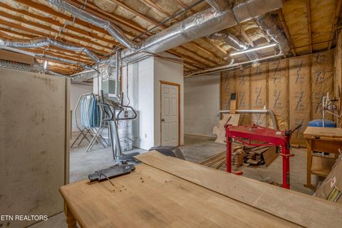 Tiny photo for 211 Wolf Run, Caryville, TN 37714 (MLS # 1334864)