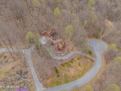 Tiny photo for 211 Wolf Run, Caryville, TN 37714 (MLS # 1334864)