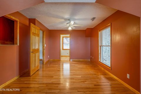 Tiny photo for 211 Wolf Run, Caryville, TN 37714 (MLS # 1334864)