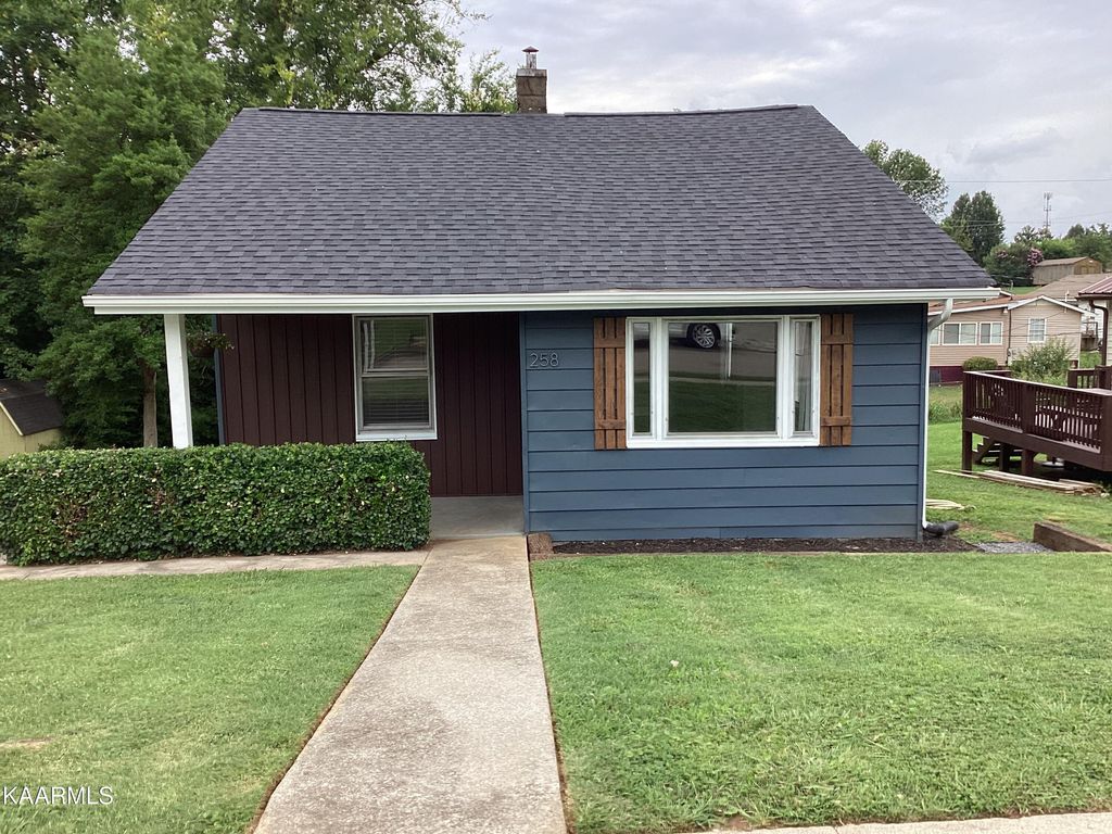 Photo of 258 W Fulton St, Alcoa, TN 37701 (MLS # 1234870)