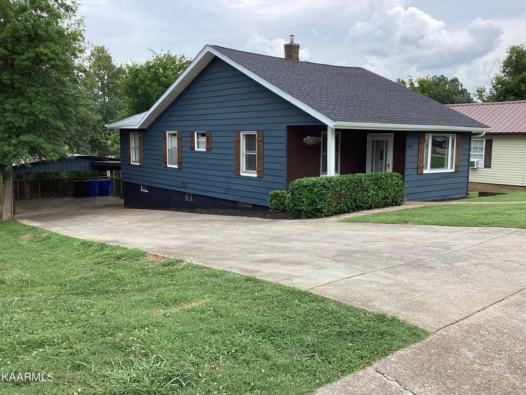 Photo of 258 W Fulton St, Alcoa, TN 37701 (MLS # 1234870)