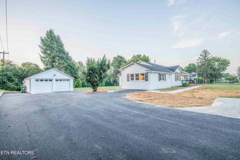 Tiny photo for 1618 Old Niles Ferry Rd, Maryville, TN 37803 (MLS # 1355923)