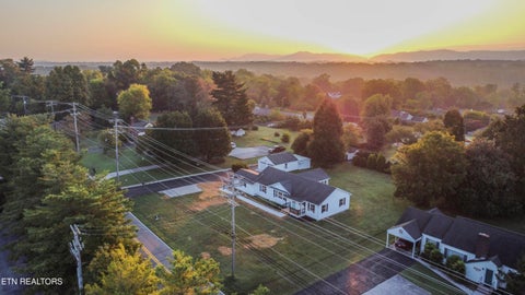 Tiny photo for 1618 Old Niles Ferry Rd, Maryville, TN 37803 (MLS # 1355923)
