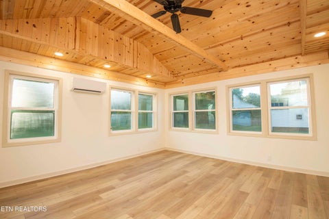 Tiny photo for 1618 Old Niles Ferry Rd, Maryville, TN 37803 (MLS # 1355923)