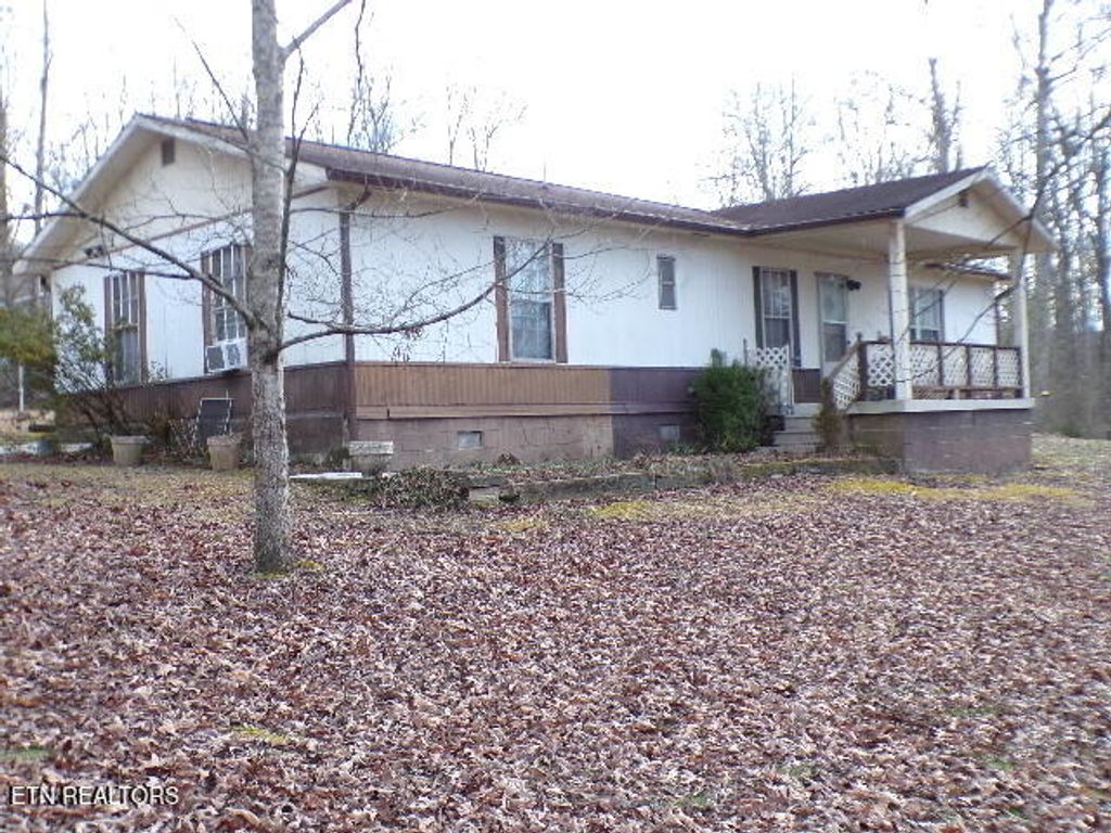 Photo of 150 Forrest Hills Dr Drive, Harriman, TN 37748 (MLS # 1326314)