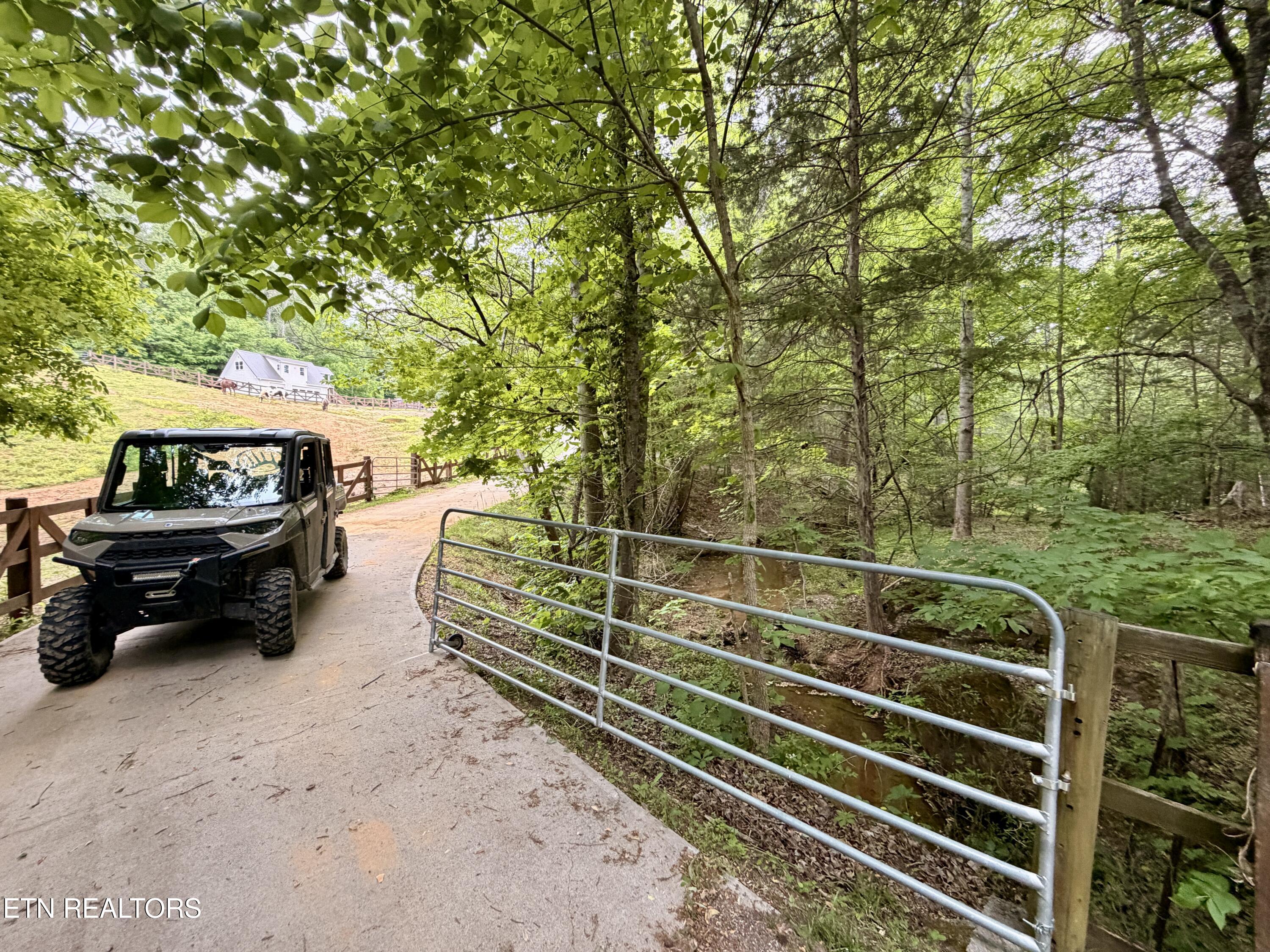 489 Hickory Grove Rd