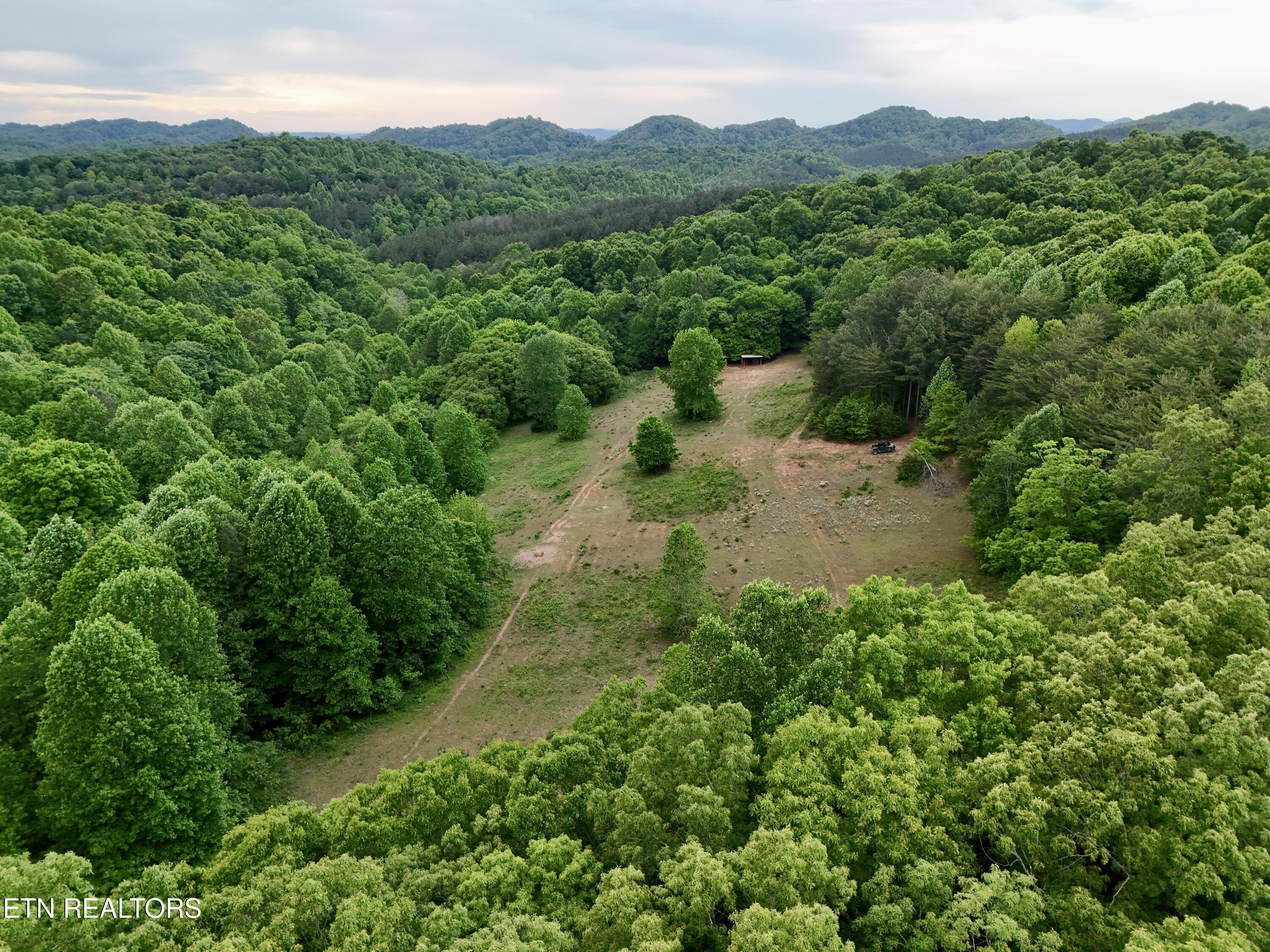 489 Hickory Grove Rd