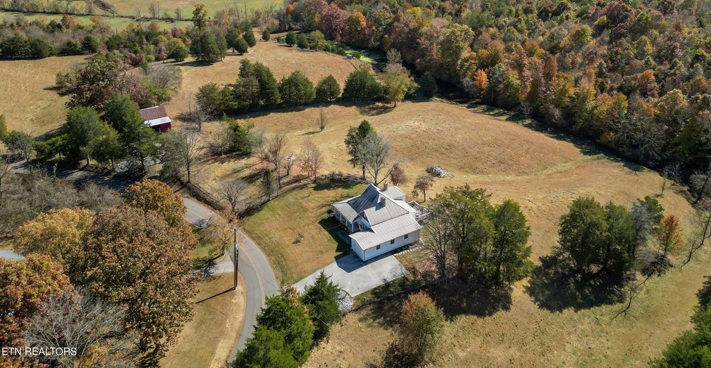 Photo of 9804 Will Merritt Rd, Strawberry Plains, TN 37871 (MLS # 1243142)
