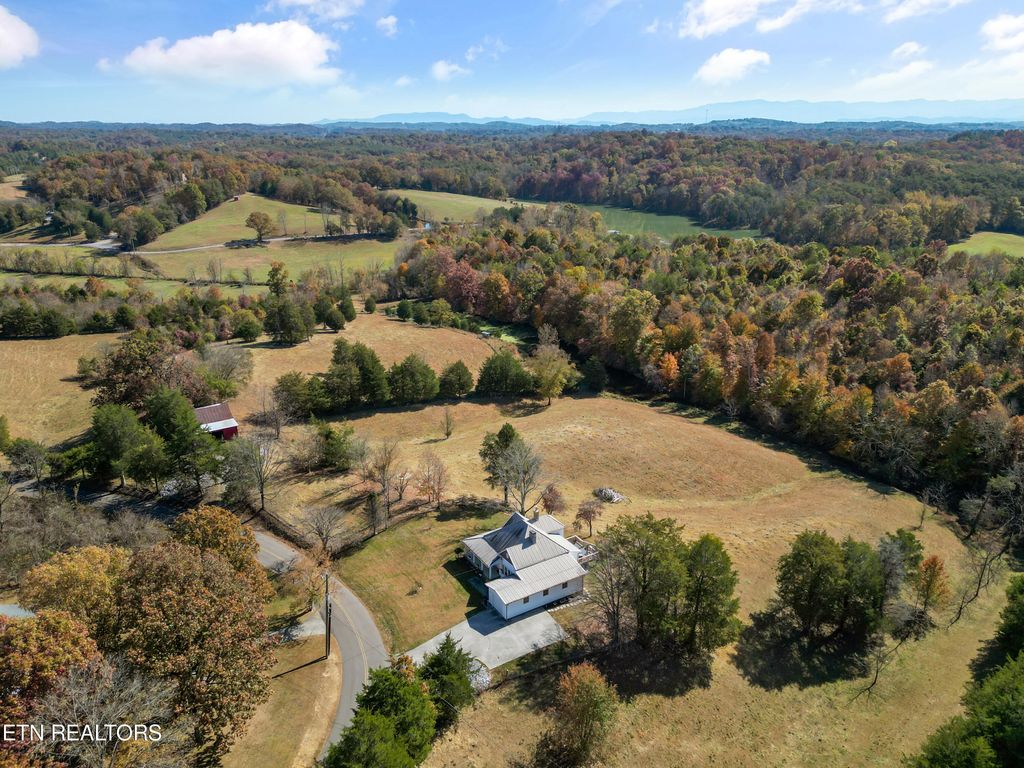 Photo of 9804 Will Merritt Rd, Strawberry Plains, TN 37871 (MLS # 1243142)