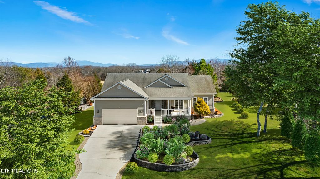 Photo of 105 Edata Tr, Vonore, TN 37885 (MLS # 1291130)