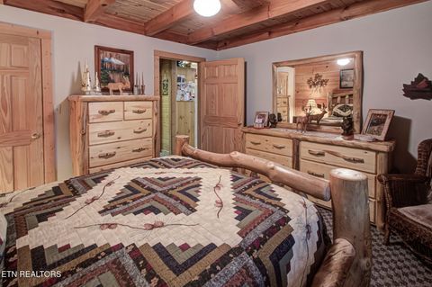 Tiny photo for 2568 Raccoon Hollow Way, Sevierville, TN 37862 (MLS # 1325759)