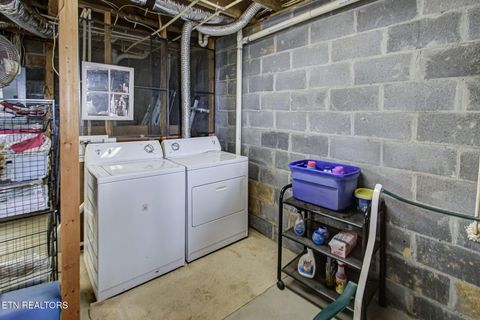 Tiny photo for 2568 Raccoon Hollow Way, Sevierville, TN 37862 (MLS # 1325759)