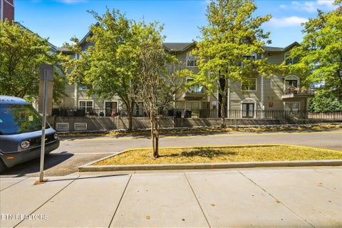 Tiny photo for 1801 Lake Ave #107, Knoxville, TN 37916 (MLS # 1354407)