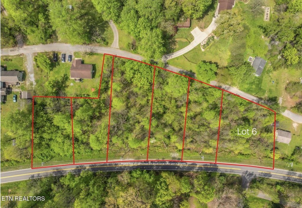 Photo of 6 Hen Valley Rd, Oliver Springs, TN 37840 (MLS # 1298439)