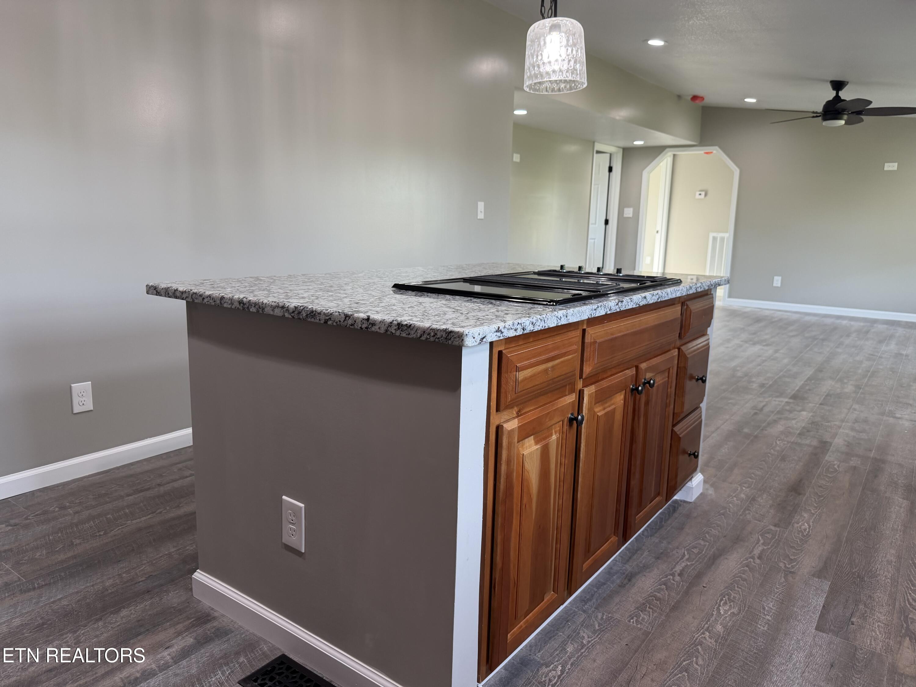 33633 Pond Creek Rd