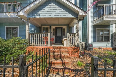 Photo of 1608 Queen Anne Way, Knoxville, TN 37916 (MLS # 1334392)