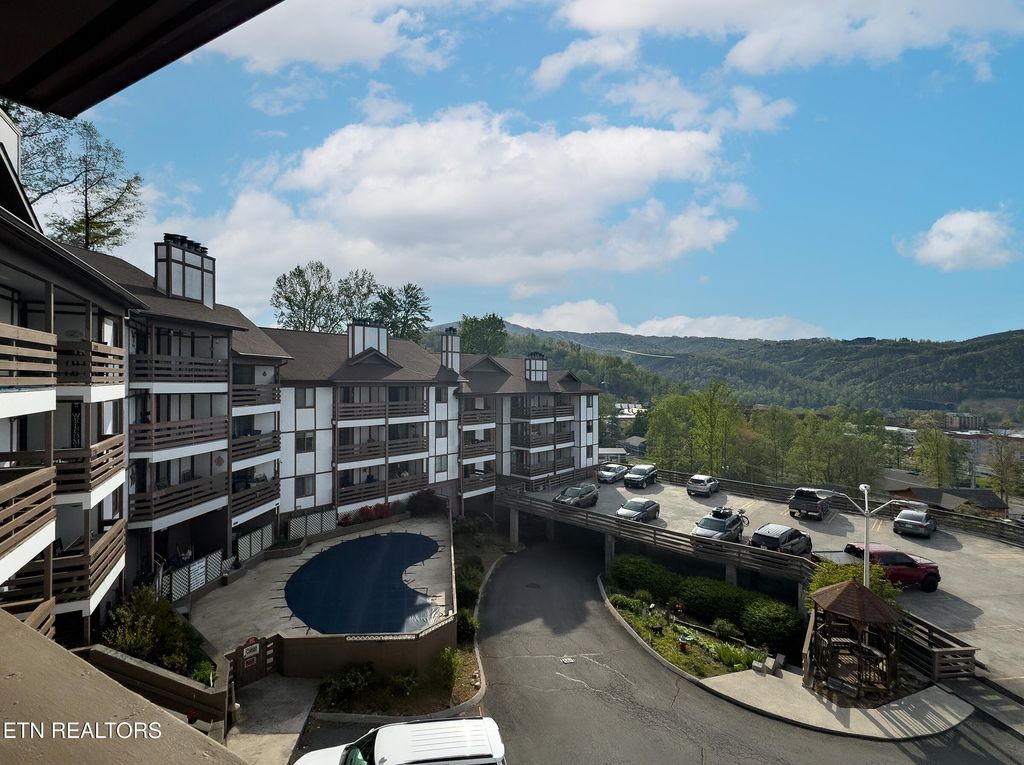 Photo of 616 Turkey Nest Rd #306, Gatlinburg, TN 37738 (MLS # 1321901)