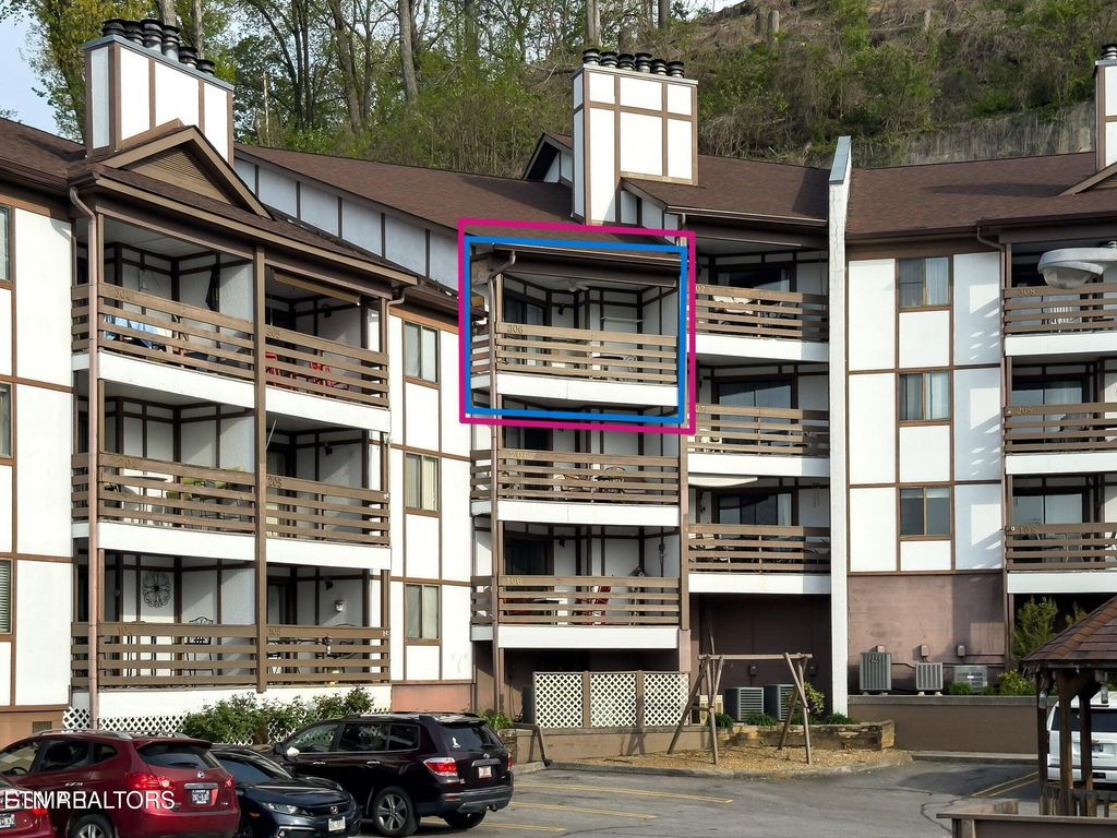Photo of 616 Turkey Nest Rd #306, Gatlinburg, TN 37738 (MLS # 1321901)