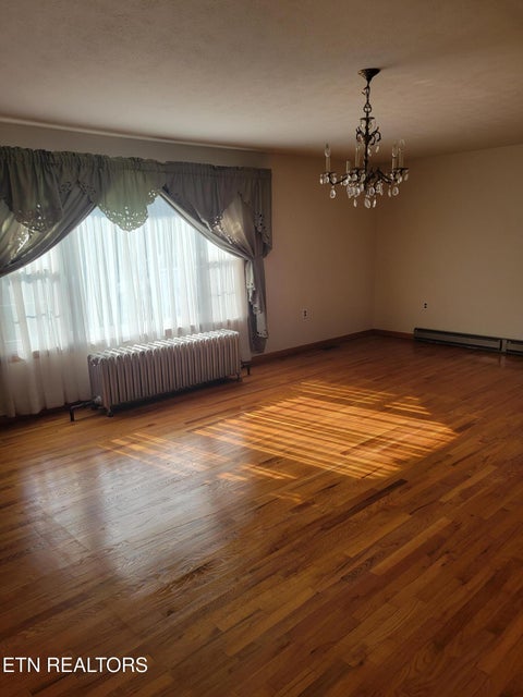 Tiny photo for 132 Ridgecrest Rd, Harriman, TN 37748 (MLS # 1350065)