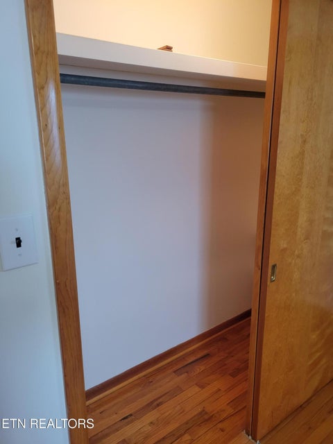 Tiny photo for 132 Ridgecrest Rd, Harriman, TN 37748 (MLS # 1350065)