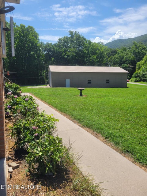 Tiny photo for 132 Ridgecrest Rd, Harriman, TN 37748 (MLS # 1350065)