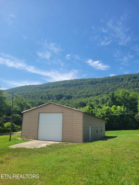 Tiny photo for 132 Ridgecrest Rd, Harriman, TN 37748 (MLS # 1350065)