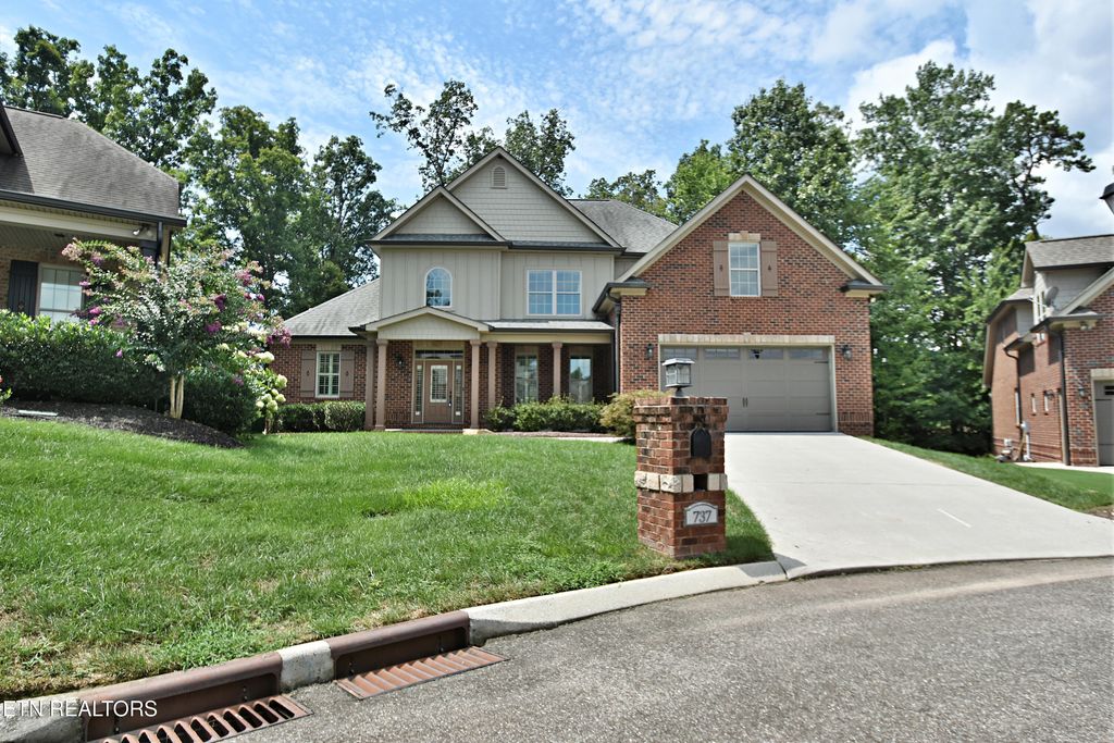 Photo of 737 Bent Ridge Lane, Knoxville, TN 37922 (MLS # 1332841)