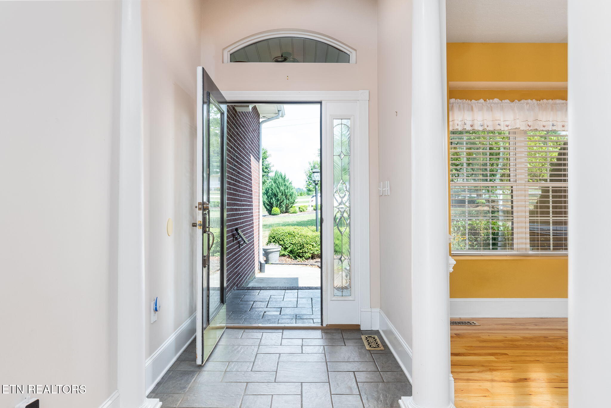 2760 Holston River Drive