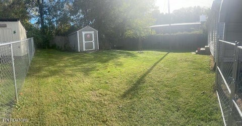 Tiny photo for 3507 Triple Oak St, Rockford, TN 37853 (MLS # 1360174)